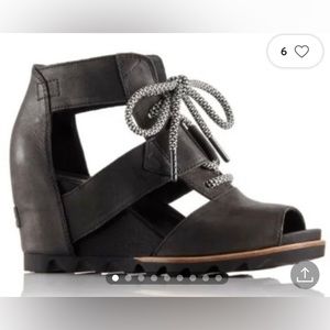 Sorel Joanie Wedge size 7 sandals
